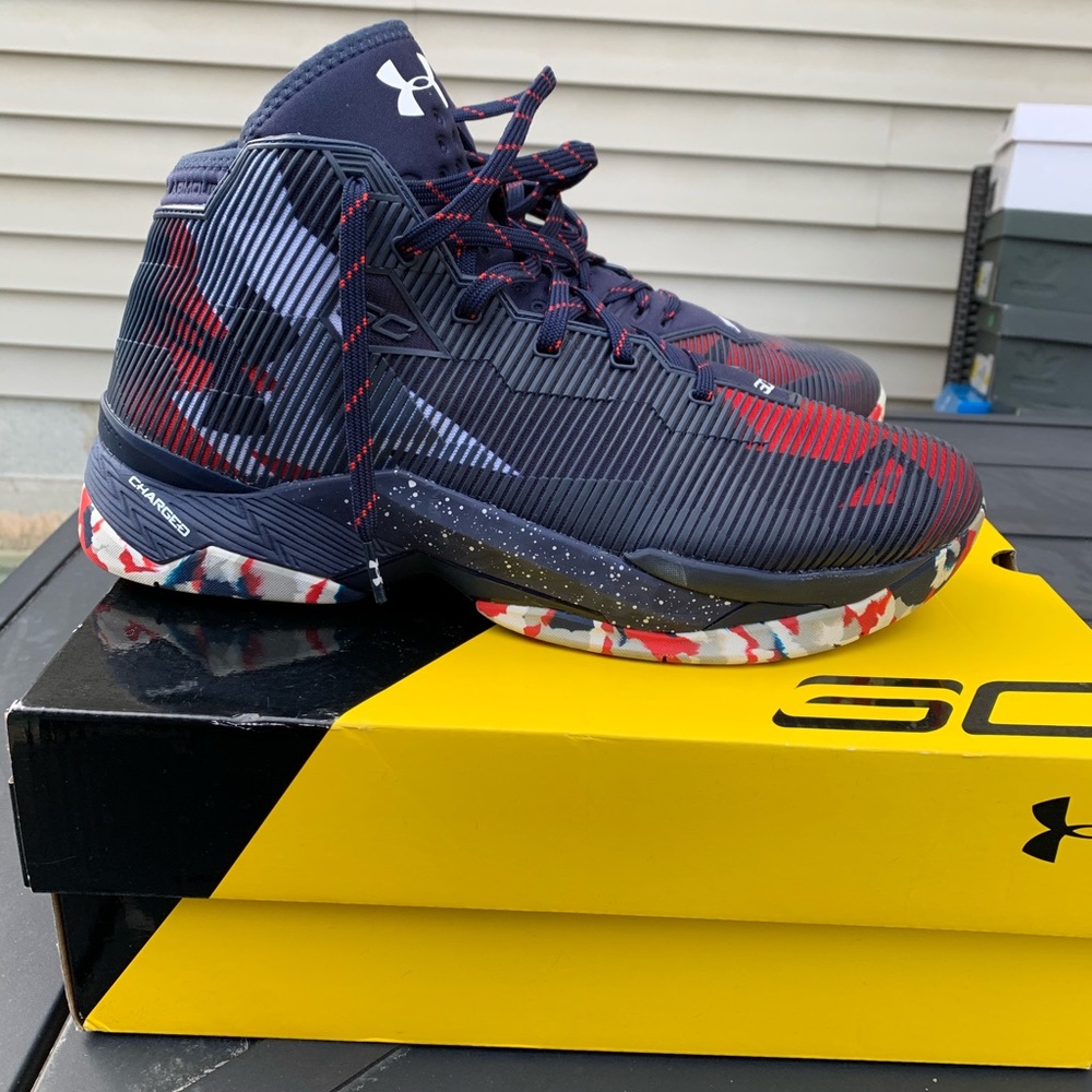 UA CURRY 2.5 USA